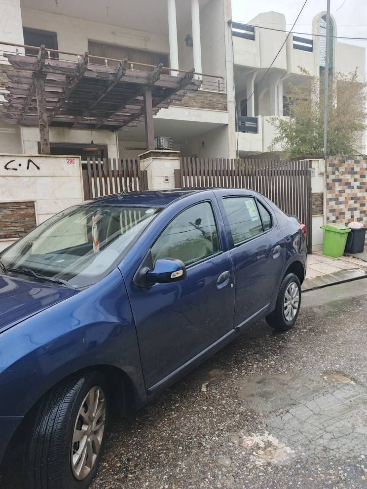 رینو سیمبول 2019، نیلی
ده بل گیر ئوتوماتیک، عادی، 
گیرو مه کینه به شه رته بی ده عم  بی لیدران بی سبوغه  سه یاره که زور پاکه هیچی نیه ، چوار تایه ی صفری له سه ره یه ک دینار مه سروفی تیدا نیه ،چوار پینج وه ره قه غرامه ی له سه ره دوای معامه له وه ری ده گریه وه  ، سعریشی (83) وه ره قه و مجال، 
هه ولیر، 
*********** أربيل, العراق
