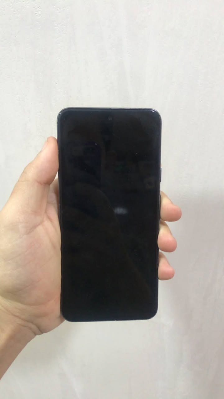 كوكل بسكل 8
ذاكرة 128 رام 8
معالج Tensor G3
شاشة OLED 120 HZ
جهاز نظافة 90 بالمية
ملحقاته كيبل type-c تو type-c وكفر شفاف
السعر 300 الف
مكاني بغداد مدينة الصدر تواصل خاص او اتصال او تساب
***********
