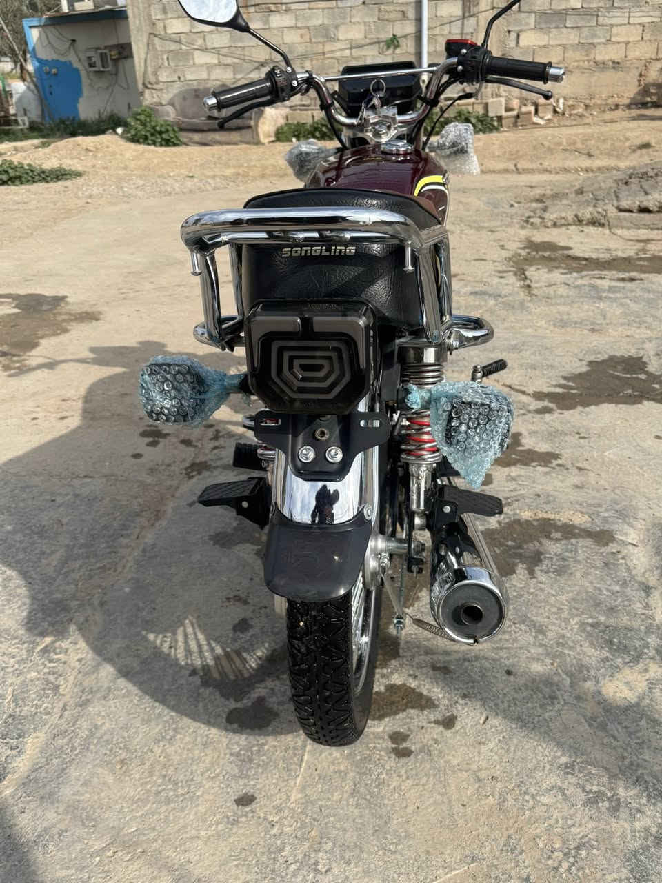 سلام عليك دراجه تيكر لبيع موديل 25 وراق كامله دراجه كفاله طالع من معرض ابو حمره  مكاني ديالى قرب مطعم سامان السياحي اي ستفسار اتصل ودلل سعره690  بيهي مجال ***********
