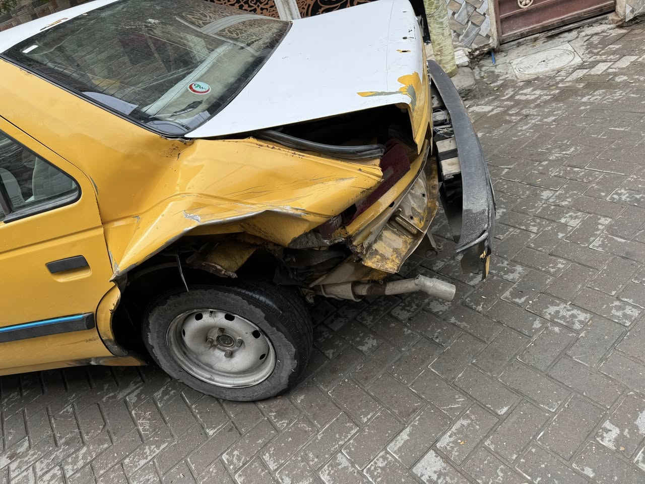 سلام عليكم بيجو لميس
سياره خير من الله مكينه كير تبريد تئتفه 
سياره سابقن مكفوله نضربت البارحه و الحمدلله 
موديل 2013 ساره تخم تاير تخم صدر امامي خلفي صرله شهر 
سعر 25ورقه مكاني بغداد مدينت آلصدر شارع الفلاح قطاع 12
***********
