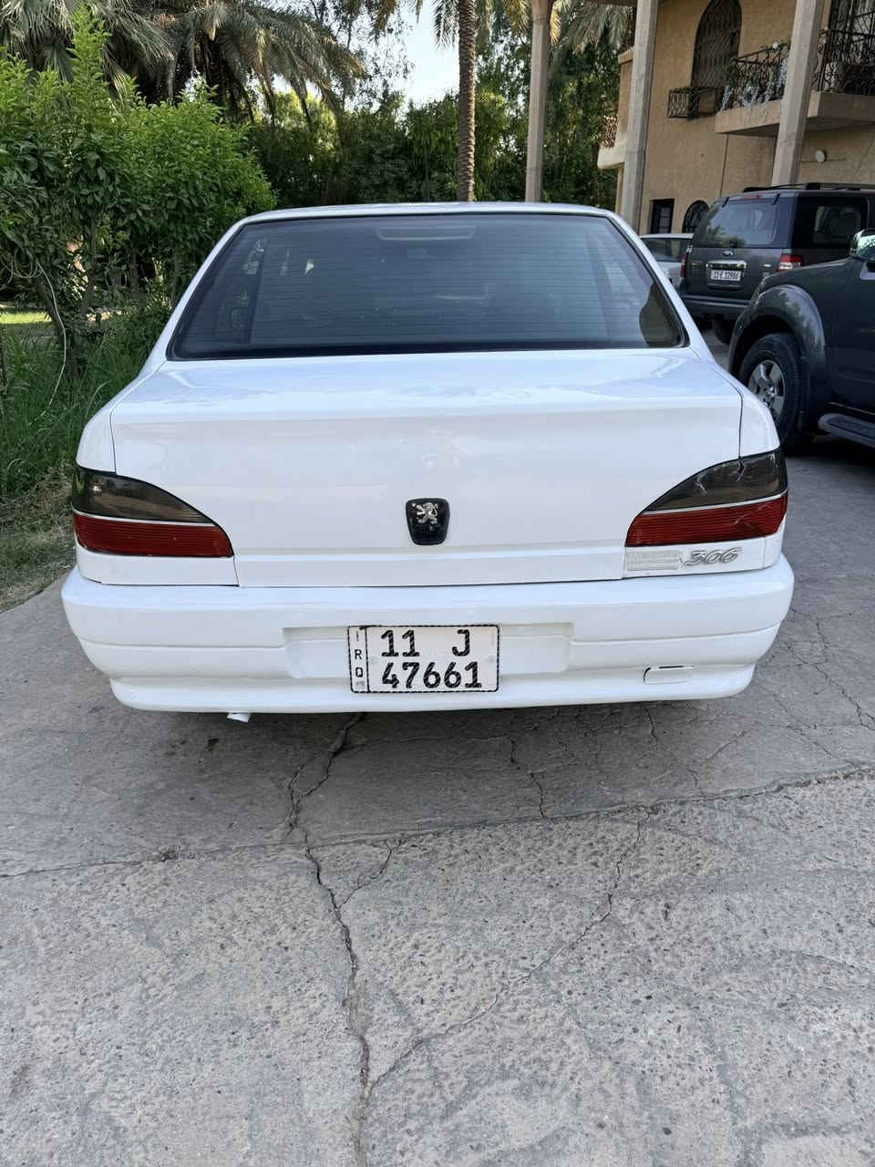 سلام عليكم للبيع بيجو 306 رقم بغداد الدولي بأسمي هزه وسنويه جدد سياره جديده وجاهزه مكينه وكير جدد مكفولات حداديه جديده تبريد شغال  ترايها ناعم سياره ونشطه بيها 3قطع صبغ سنتر لوك شغال سعر 47 وبيها مجال مكاني بغداد الزعفرانيه ***********
