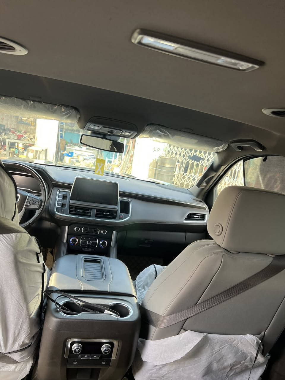 GMC YUKON 2024 SLE
جمسي يوكن للبيع .. خليجي

موديل 2024 / ماشية 25الف قابل للزياده

محرك 5300 / رقم بغداد الجديد 

 وكالة المنصور /

ـــــــــــــــــــــــــــــــــــــــــــــــــــــــــــــــــــــــــــــــــــــ
السيارة فئه SLE 

بصمه / تشغيل عن بعد / شاشه كامرة / نقطه عمياء

رادار / تحديد مسار / صندوق كهرباء / كراسي كهرباء 

تحكمات ستيرن / كروس مثبت سرعة / مانع تصادم

سايد بريك دكمه / ثلاجه 

ـــــــــــــــــــــــــــــــــــــــــــــــــــــــــــــــــــــــــــــــــــــــ
السيارة مكفولة من 👈 ضربه / صبغ / بارد 

على وضع الشركة بدون كل نقص 

السعر535$ وبيها مجال 

مكان السيارة ناصريه / حي العسكري  

للأستفسار 
***********
