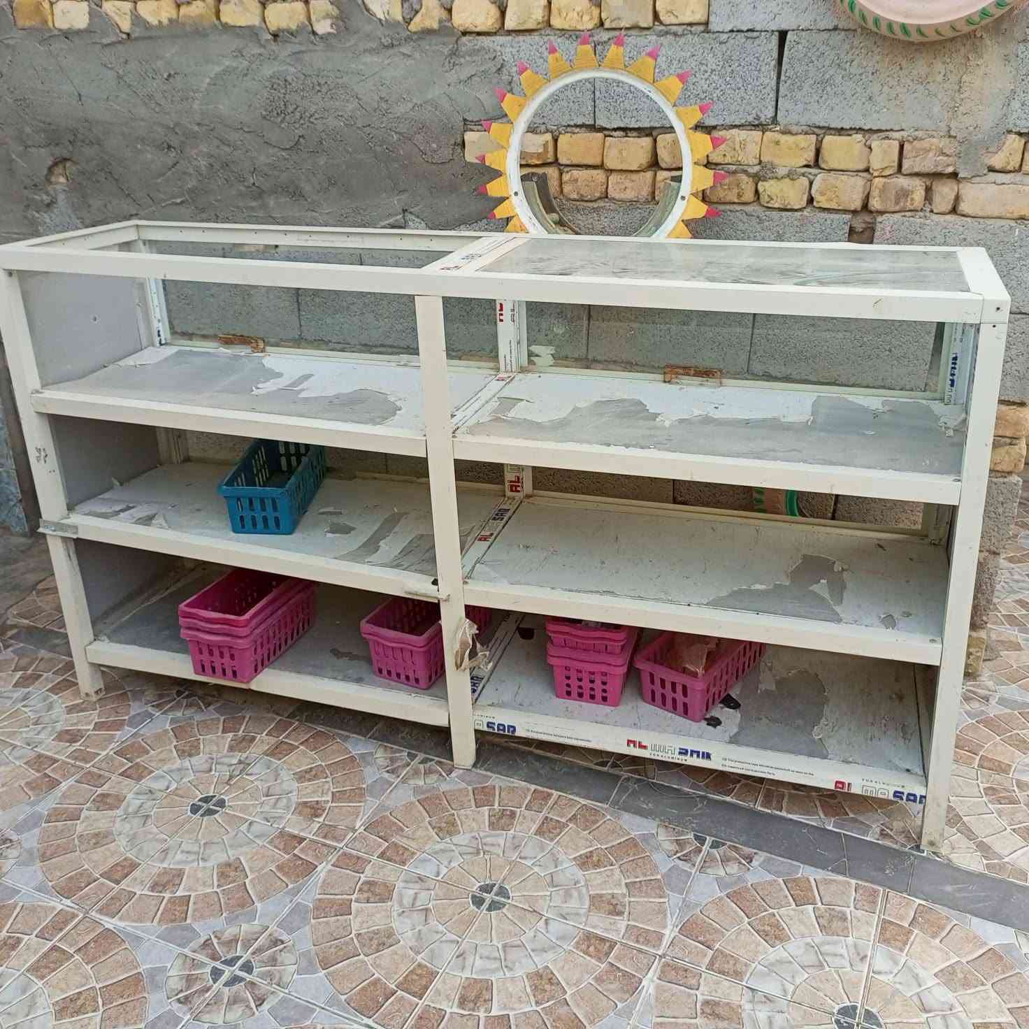 ميز المنيوم للبيع عوزه جامتين  طوله مترين  عرضه نص متر ارتفاع ٦٠ للبيع ب٧٠


**إذا كنت صاحب هذا الإعلان وتريد حذفه لأي سبب، رجاءا أرسل رسالة إلى الدعم الفني**