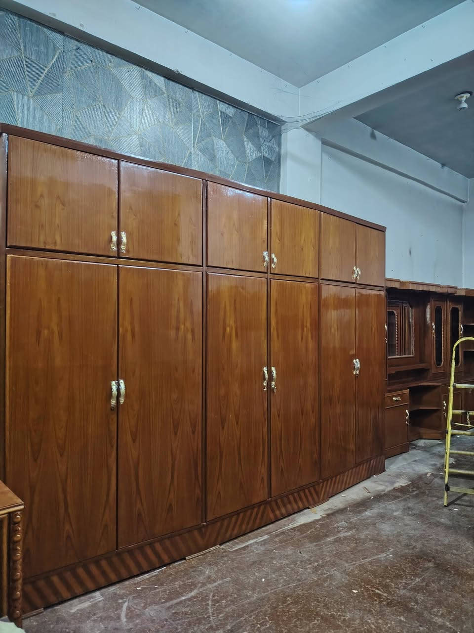 #للبيع 
غرفه حطاطه السعر مليون 

العنوان 
الرمادي_ الخمسه كيلو_ الشارع الخدمي_ مقابل زنود الست الحمداني 
للتواصل
***********
