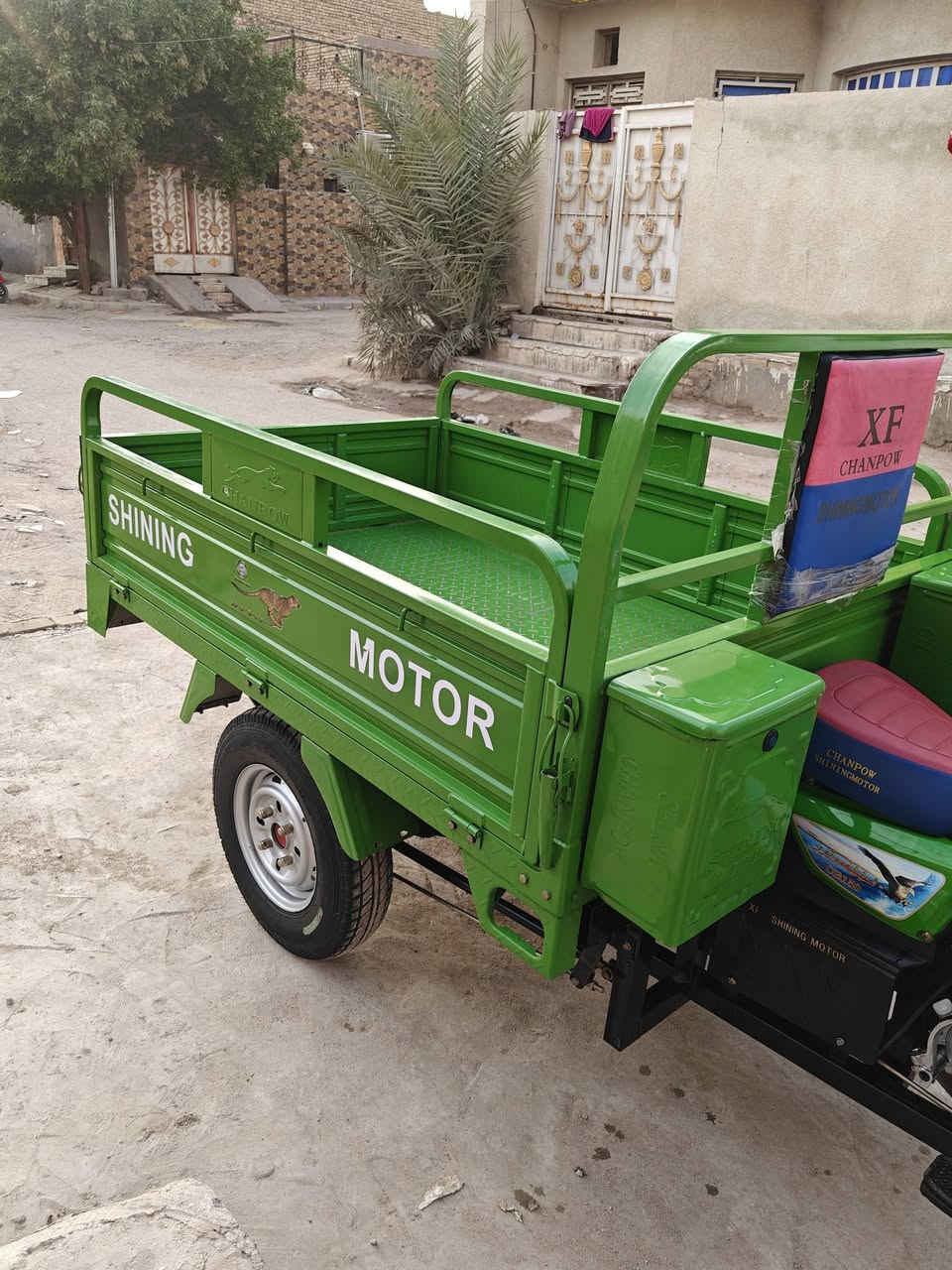 سلام عليكم اللبيع جديده السعر مليونين ونص مكلف بنشر شراي اتصل‏‪0778 265 6564‬‏
