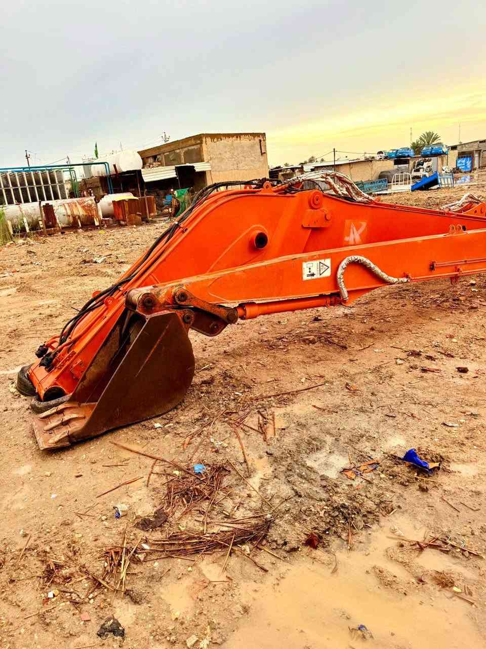 جب 18 للبيع ياباني مامشتغل بل عراق ***********
