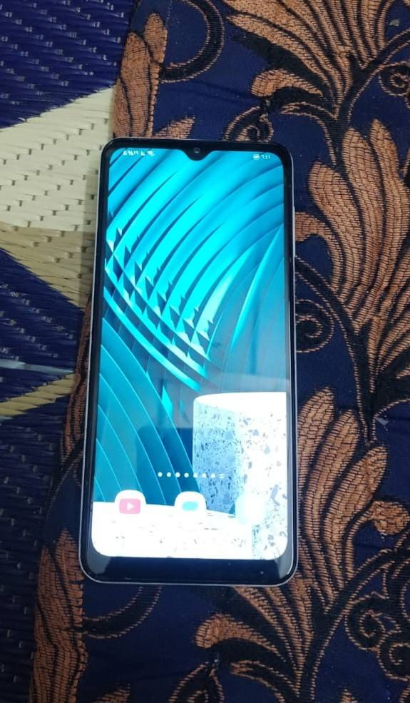 جهاز للبيع اي 04 ذاكره 64 السعر 75 مكاني صلاح الدين تكريت ***********
