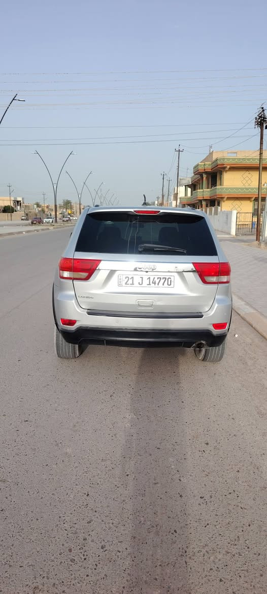 السلام عليكم
جيب شيروكي 2012 امريگي ..
رقم سليمانيه دولي الجديد .. هزه وسنويه كلها جديد
شـرط التحويل والغرامات
محـرك شرط .. كير شرط
بيها جاملغ عكس السايق رش فقـط بدون دواخل شرط الفحص 
تايرات جدد .. صدر جديد .. تبريد ثلج .. تدفئه 
السعر 175 $ بيها مجال
المكان صلاح الدين _ تكريت
هـ ***********
هـ ***********
( اعــتــذر عن الاقســاط والوعــده )
