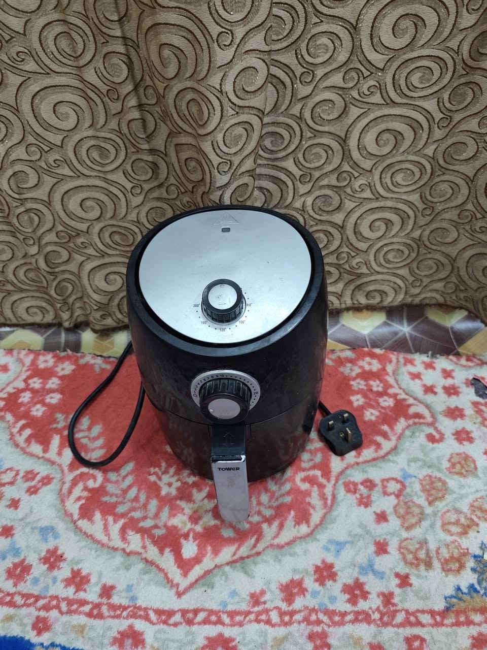 قلايه هوائيه مال باله اوربيه ثنين التر2 سعره 25 الف بيه مجال واسكوب مال هوائيه يرحم لجميع هوايات والبنادق سعره 60 بيه مجال كسر بكيت ***********
