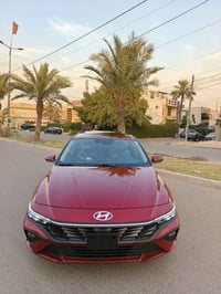 ياالله للبيع النترا 2025 دخول جديد فحص مؤقت  ماشية الف حقيقي محرك 2000...
