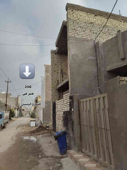 هيكل 83 متر واجهه 5
طابق ونص
مدخلين استقبال وممر
2غرفةنوم 
3حمامات
عقد 17
مقابيل صيدلية البسمة 
***********
