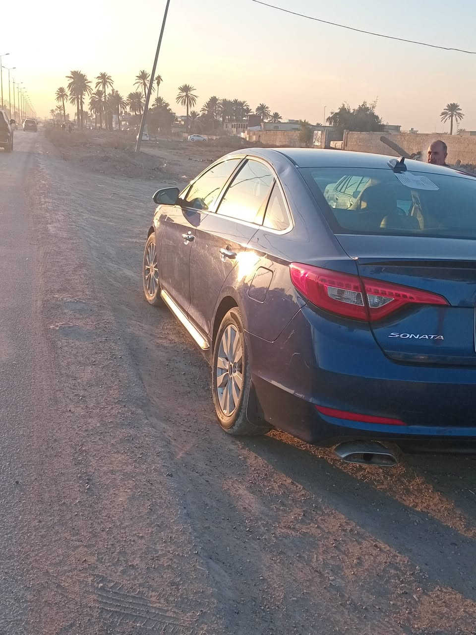سيارة سوناتا للبيع موديل 2015 وارد أمريكي  فول عدا الفتحة محرك كير مكفولات
بصمة و بصمة أبواب.
تحكمات ستيرن.
رادارات.
مانع انزلاق.
كشنات الأمامية كهربائية
كامرة خلفية.
حادثها بسيط بجم.
الشراي الاتصال على الرقم أو الواتساب***********
