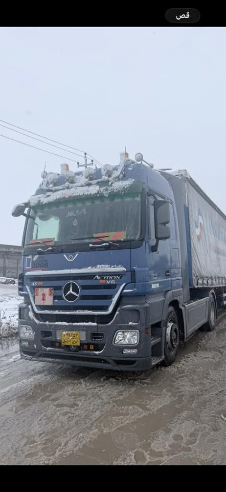 السلام عليكم
اكتروز مديل 2008 حجم 46 اوتماتيك 12 نمره 
اللون ازرق مربوطه عله عربانه جادر شمتز
سياره تخم تاير جديد مناقصة برغي
رقم سنوية جديد
السعر 390
للاستفسار ***********
