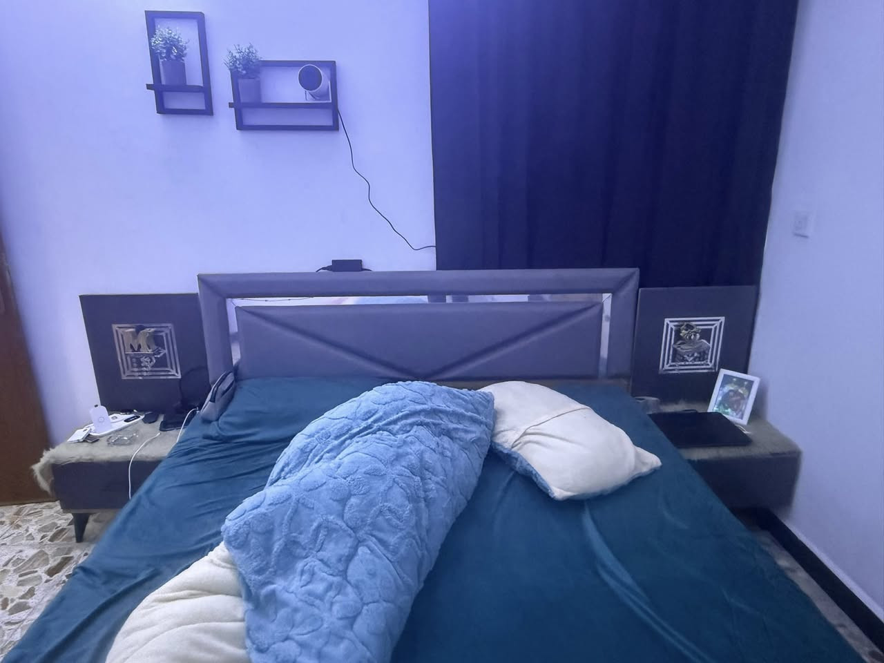 غرفه مستعمله جداً نضيفه السعر 325 مكاني بغداد الغدير ***********
