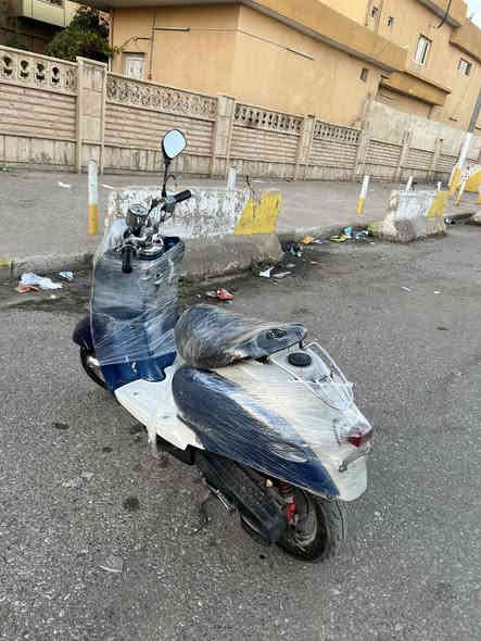 عبد الحليم محرك كبس كابريتر بلادي سلف هندر نكره كل عيب ما بيها جيب مصلح وافحص سعر 325الف بي مجال بصيط ***********
