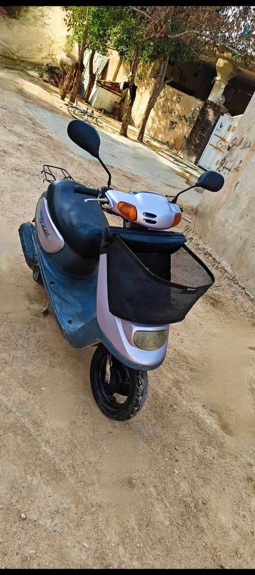 السلام عليكم دراجه منغولي أم السله ياباني مكينه ما مفتوحه شغاله سلف وهندر وكهربائيات السعر 375 وبيها مجال مكاني طويريج رقمي ***********
