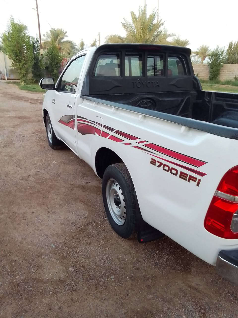 هايلكس موديل 2012 تك قماره التصال على الرقم *********** ***********
