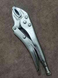 قارصة ازلتاش • مؤسسي • بغداد دورة