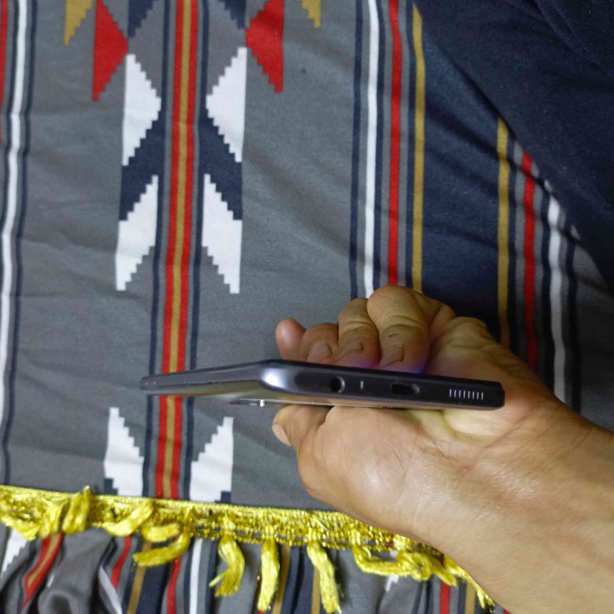 جهاز البيع الشراي خاص نضافه ٩٠/١٠٠لا مفتوح ولا مصلح بي شي شركه ***********
