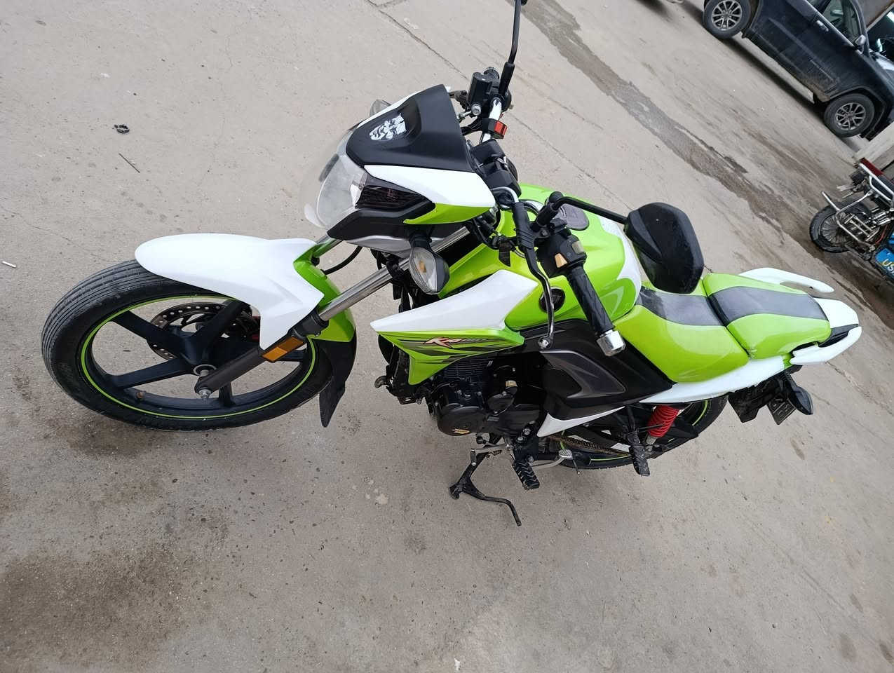 السلام عليكم دراجه هاوجي موديل 21 رقم انكيلزي
بعد على وضع الشركه      السعر 15وبي مجال للاستفسار على الرقم ***********
