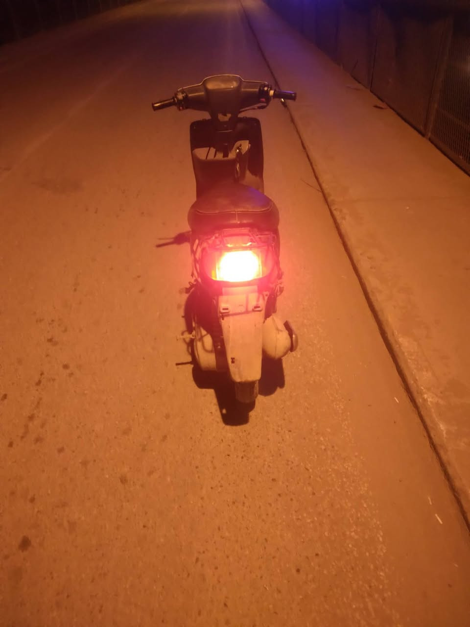 يالله بصلا علا محمد والي محمد دراجه ام السله دراجه نقص بس كفرات بيهة مكينه خير من الله كهربائيات كلهة شغاله السعر ١٨٠ وبيهة مجال التواصل علا ***********
