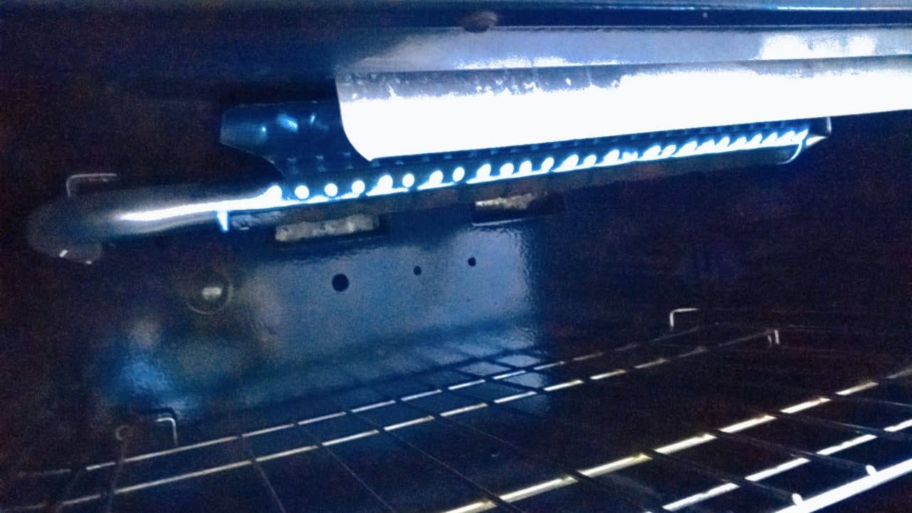 سلام عليكم طباخ نوعيه فراش طباخ امنت الله نضيف ريديه 200 وبي مجال استفسار ***********
