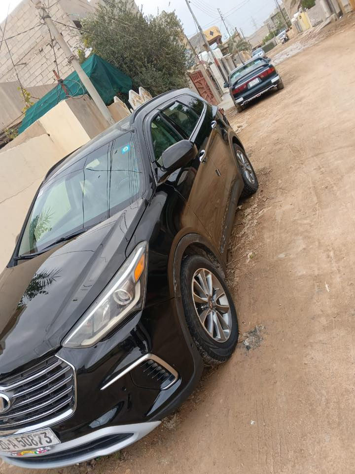 السلام عليكم
سنتافي للبيع موديل 2017 وارد امريكي كراند 3قطع صبغ 

6ستندر 

الرقم ***********
