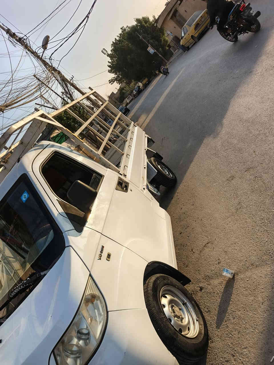 سلام عليكم
كيه شيري صيني 

موديل ١٣ 

مكينه وكير وشواصي خير من الله لا تنقيص ولا تبخير   تخم تاير جديد 

لا خياس ولا زنجار مكفولة السياره
مكفوله بدون ضربه 

رقم  جديد بأسمي سياره اصوليه  تحويل ثاني يوم 

السعر   40 $ بيها مجال بسيط كلش  

 

*********** ما متواجد فيس
