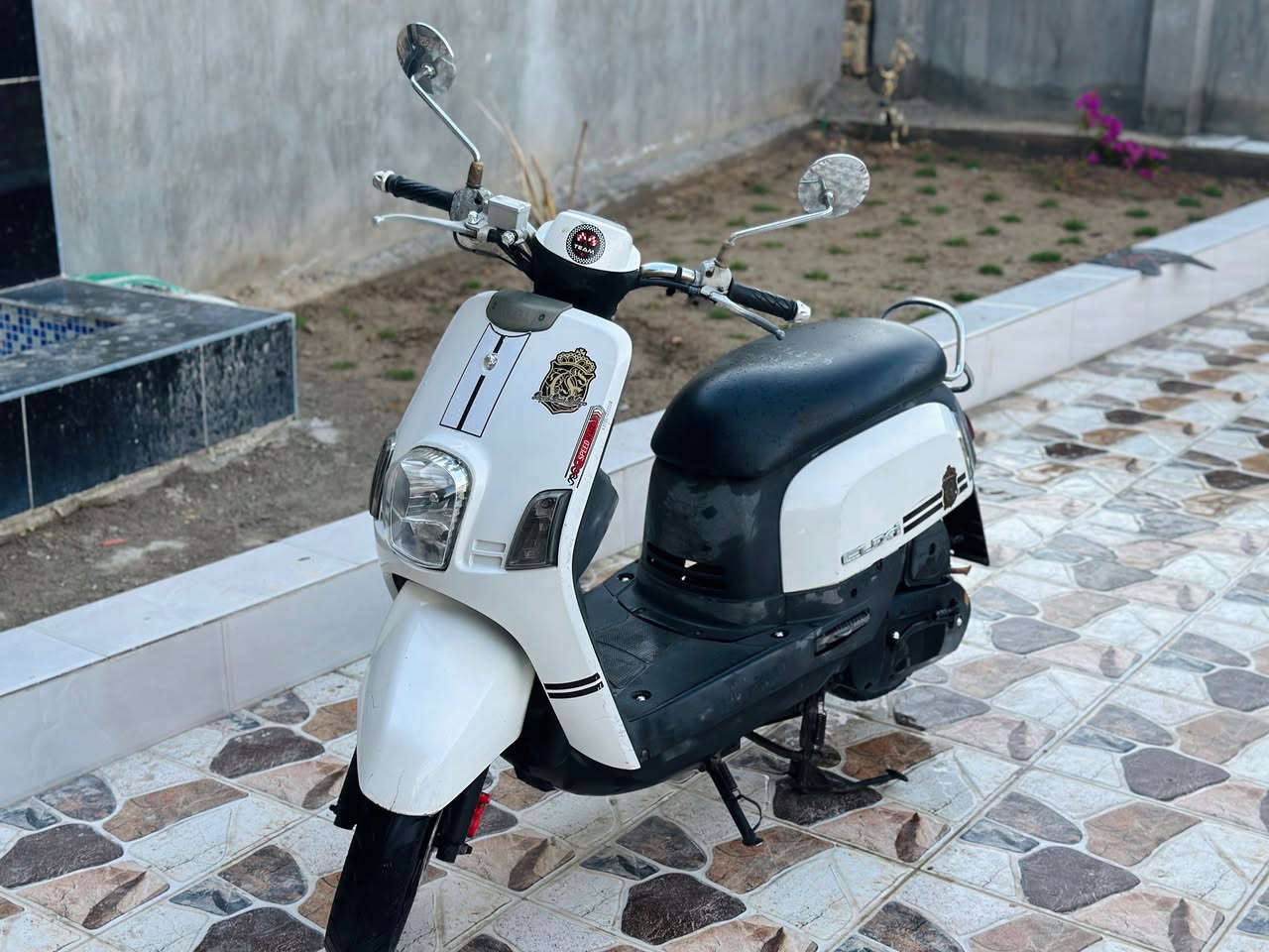 السلام عليكم 
بوليسي رمبه 
صارله اقل شهر من طلعته 
وصل معرض موجود 
نضافه ١٠٠٪؜ كله بلاد اصل 
مكفوله كفاله عامه
مماني بابل مركز 
الشراي يتصل
 ***********
