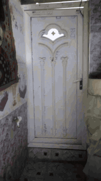 نص بيت طابو صرف جاهز للسكن _موقعه الحيانيه بين شارع موسى الكاظم وشارع التاميم قرب قوس موكب مسلم ابن عقيل 
اول فرع قريب لشارع المستطيل السايدين السعر ٦٠ قابل للتفاوض _تفاصيل اتصال انه مكلف بالنشر ***********
رجاء اتصال او مراسله واتساب على هذا رقم انه مكلف بالنشر
