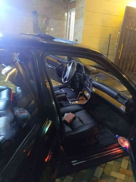 سياره بي ام 730 موديل 1992 رقم بغداد كشنات كهربائي جلد كهربائياته كله شغاله محرك كير خير من الله صدر أمامي خلفي جديد حساسات خلفيه مصبوغة عام بدون ضرر بيع مستعجل 55 ورقة والشراي يتصل على الرقم ***********
