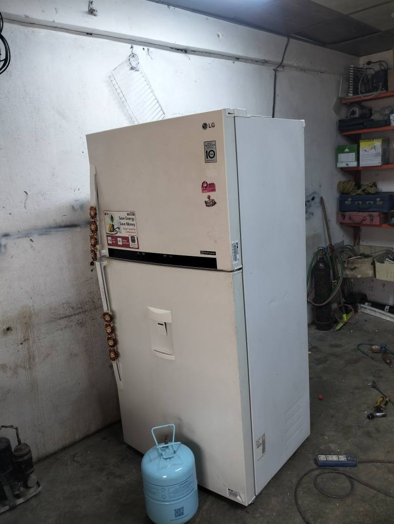 أسطة أبو همام للتبريد ❄️
خبرة وثقة بخدمتكم
تصليح ثلاجات • سبالت • جميع أجهزة التبريد
شغل مضمون وسرعة بالإنجاز 🔧
اتصل واحنا نخدمك بأفضل جودة
*********** كركوك, العراق
