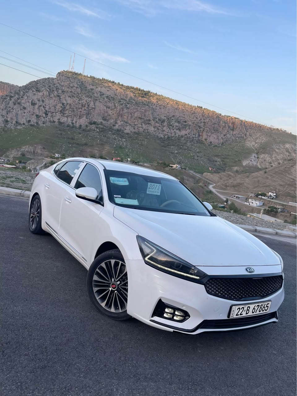 كادنزا موديل 2018

خليجي مكفول بدون قطرة صبغ عدا بارد جاملغ امامي   

مواصفاته :

كامرة دوارة 📷

حساسات امامي خلفي ✖️

 اشاير ترحيب بالمري 

تحديد مسار + تنبيه ‼️ تصادم + مثبت سرعة 

تحكمات ستيرن جهتين 

تحكم كشنات جهتين السائق و الراكب 

تبريد قطعتيين  خير من الله 

نظام ترحيب كامل عند الاقتراب من السيارة 

اضائة ليلية 

مانع انزلاق 

محرك 6 سلندر 3500

ثلاث وضعيات قيادة

السيارة ماشية 88000 KM 

 رقم إربيل دولي الجديد 

السيارة سنوية بأسمي شرط التحويل 

السعر  178 

المكان بغداد المنصور

*********** بغداد, العراق
