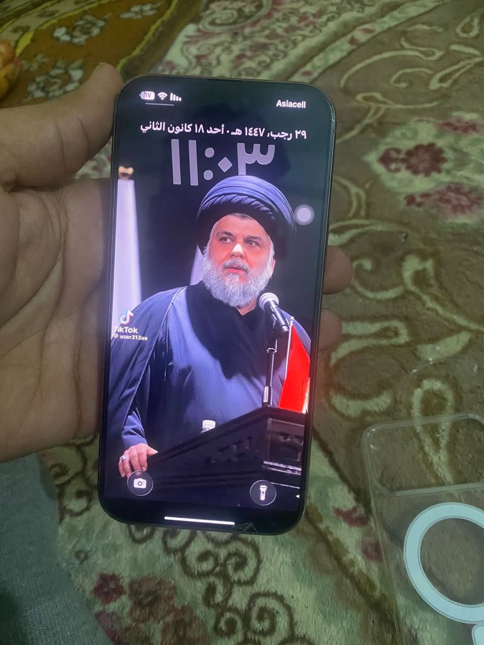 للبيع فقط 16برو ماكس بس اني حاطله هاذ كفر غراضه كله كامله ماستر جهاز السعر 1400))))***********
