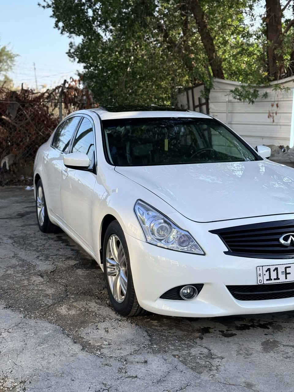 للبيع انفنتي G37 موديل 2013
حدادية امامي خلفي مبدلهن جديد
مكينة وكير خير من الله
تدفئة تبريد
السيارة جاهزة على اخر حباية
وقوتها معروفة الجي ميحتاج اسولف عنها
ترايك وين متحب مكان السيارة الاطباء حي الجهاد
السعر 98 ورقة 
هاتف ***********
