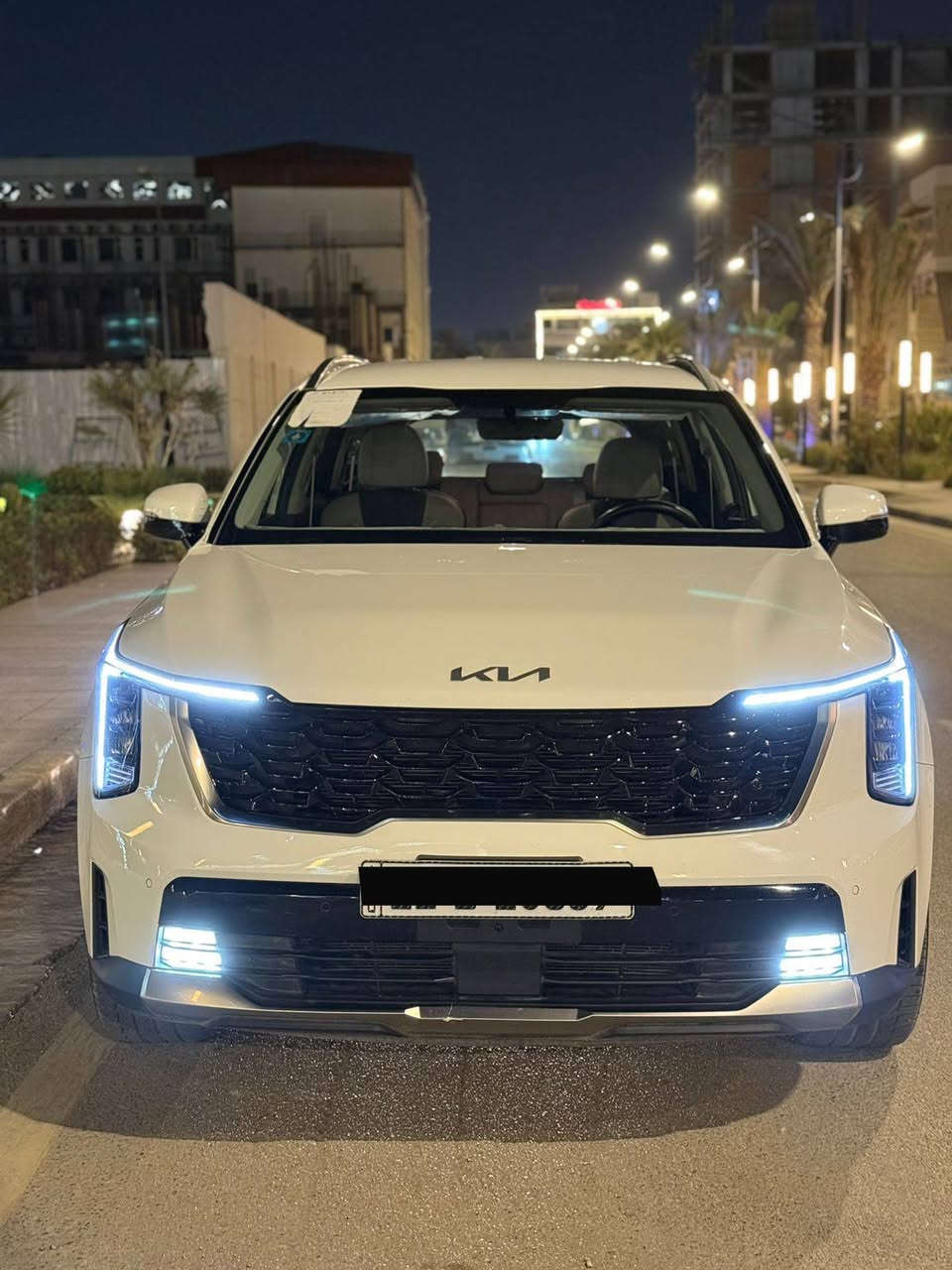 تحيه طيبه السلام عليكم
كيا سورنتو 2025 
فول مواصفات عده بارنوما 
خليجي بعدها ظمان شركه دوليه
ماشيه 20 الف 
مكفوله من كلشي 
مكينة 4 سلندر 2500
 رقم بغداد دولي باسمي تحويل مباشرة سنويه هزه 
السعر 32 ونص 
يعني 3  شدات 25 ورقه وبيها مجال 
اي استفسار 
***********
مكان بغداد كاظميه او منصور 
غير متواجد
