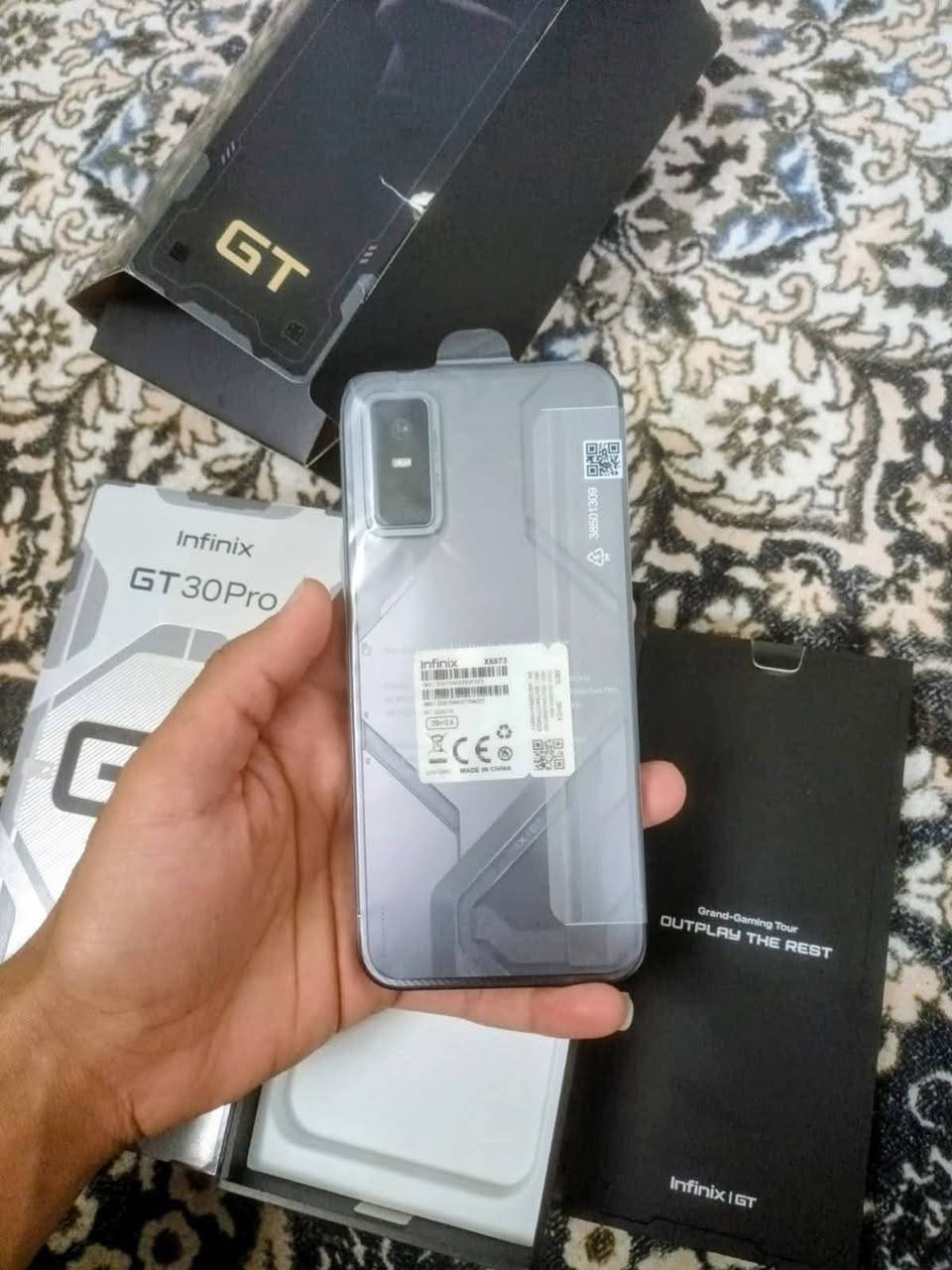 جهاز Infinix GT 30 Pro
استعمال قليل ونظيف جداً اخو الجديد شخط مابي ذاكرة 256
 مواصفاتة معروفة ميحتاج اشرح عنة، سعرة 350 
بغداد الدورة
***********
