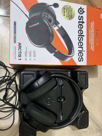 سماعات • جديدة • شرط الشغل