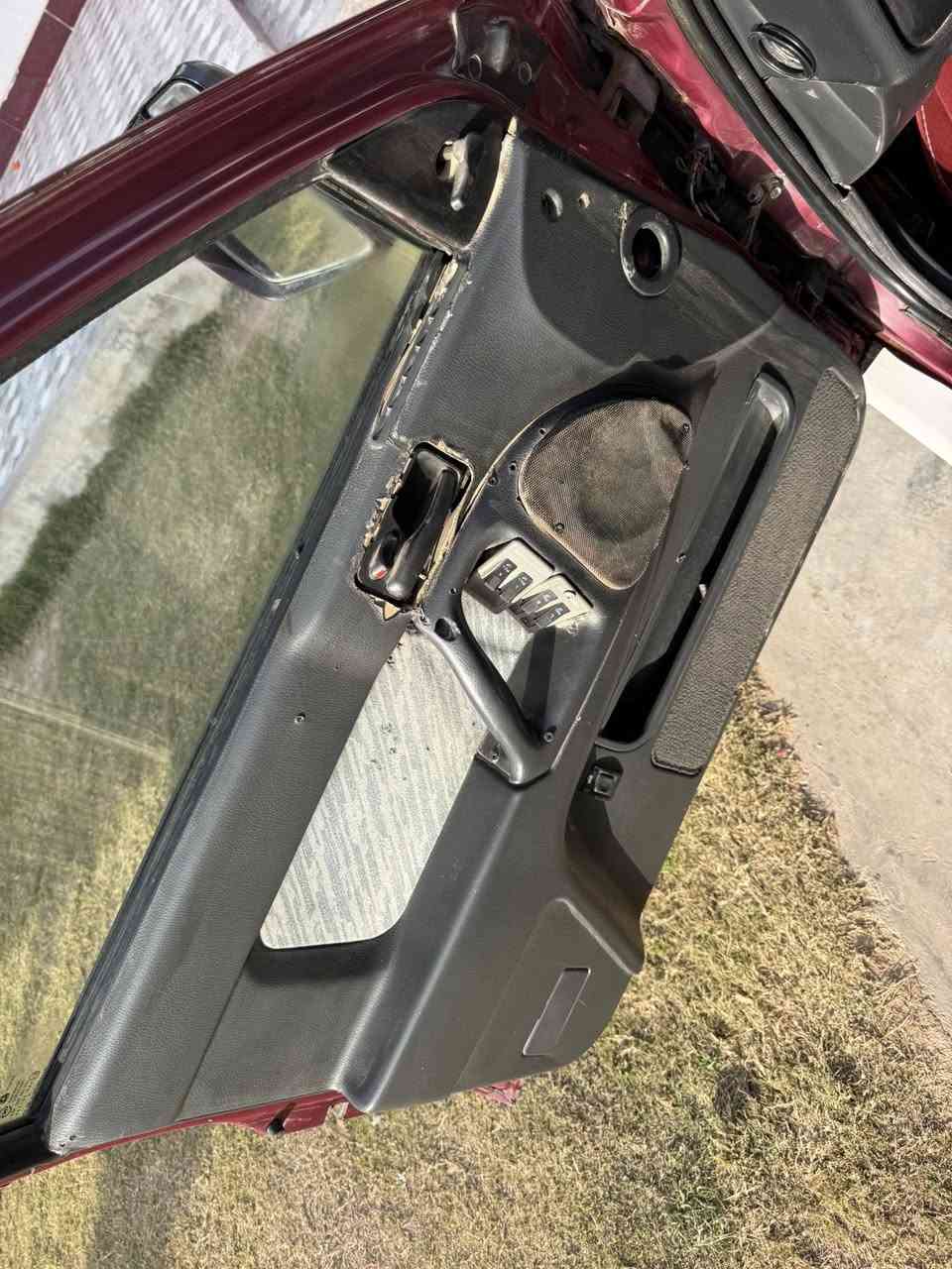 النترا موديل 93 كير ومحرك نظيف محرك مفتوح مصبوغه عام قديم سنويه ل29 رقم جديد جامه إماميه جديده سياره جاهزه أربع جامات ينزلن شرط التحويل السعر 27 وبيها مجال حك الجيه مكان السياره ديالى كنعان نهر إبراهيم الرقم ***********
