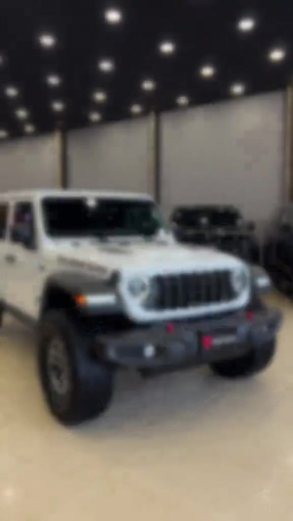 مرحبا بيكم -Welcome-بەخێربێن النوع /Jeep الموديل / RUBICON  سنة الصنع /2025 المحرك /V6-3.6L-285hp ناقل الحركة / أوتوماتيك   نوع الوقود / بنزين  عدد الاميال /10000KM بۆزانیاری زیاتر پەیوەندیمان پێوە بکەن جێگای دل خۆشییە *********** *********** ناونیشان/ Erbil 100m Road opposite Cherry Com - MK motors ‎‏#kurd #kurdistan #cars #bmw #mercedesbenz                   
