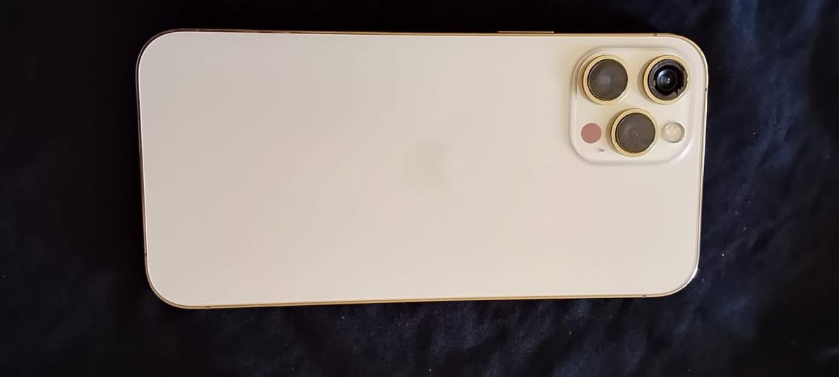 السلام عليكم أيفون ١٢ برو ماكس ذاكره ٢٥٦
تليفون نضيف استخدام قليل بسعر ٣٥٠قفل 
لضرر مالته بس الكامره مالته مكسوره وغواش بالكامره يصير تتبدل عادي


**إذا كنت صاحب هذا الإعلان وتريد حذفه لأي سبب، رجاءا أرسل رسالة إلى الدعم الفني**