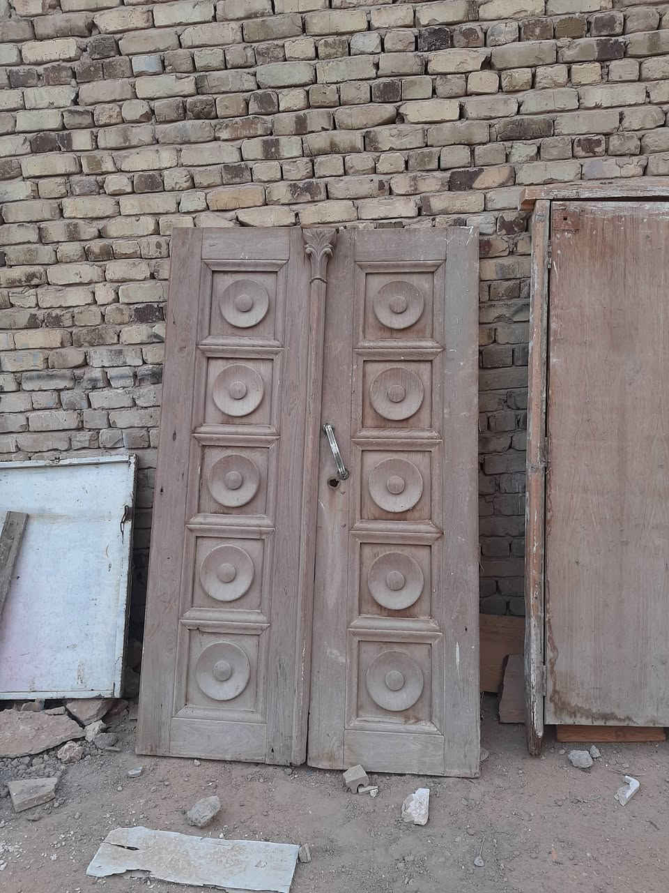 ابواب للبيع مستعمله وباب صاج بدون جرجوبه الاستفسار مراسلت الصفحه


**إذا كنت صاحب هذا الإعلان وتريد حذفه لأي سبب، رجاءا أرسل رسالة إلى الدعم الفني**