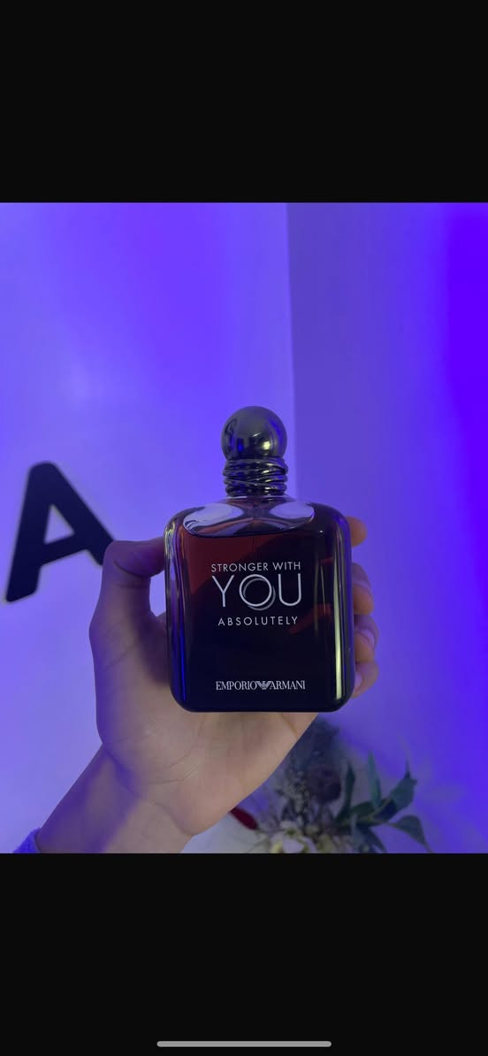 Bleu de chanel edp ~85ml
Armani code edp 75ml 
Bleu de chanel parfum 100ml 
You absolutely avec emballage 100ml


**إذا كنت صاحب هذا الإعلان وتريد حذفه لأي سبب، رجاءا أرسل رسالة إلى الدعم الفني**