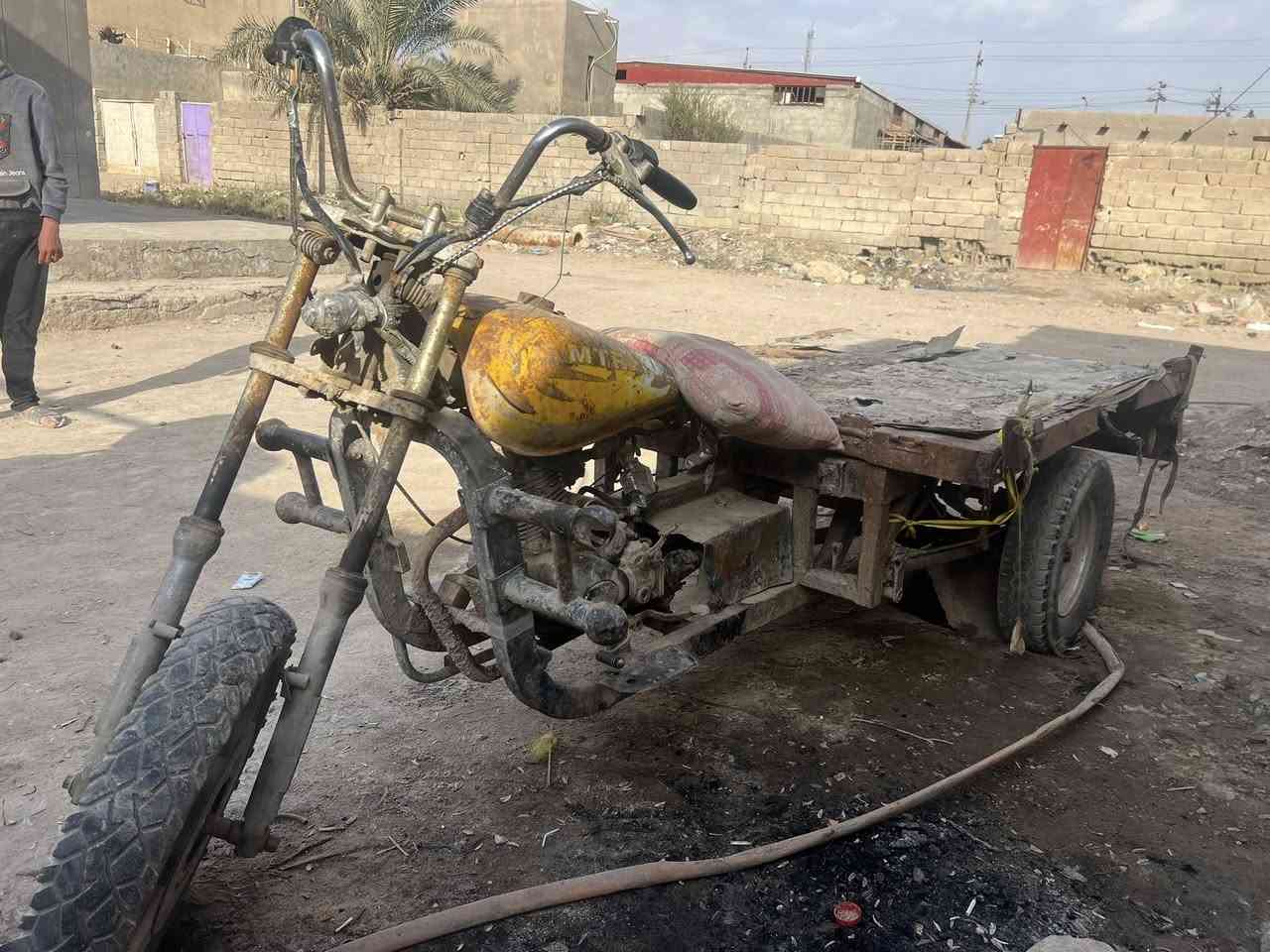 ستوته متيار كلك محرك نضيف شاصي نضيف عوزهه بس ارضيه. مال بدي بديهه موجود سعر 300 مكان البصره قضاء الدير تواصل ***********
