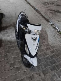 ماكس منغولي للبيع سعر ٤٠٠ ألف أو  بيهه  مجال مستعجل على  بيعته 0770211...