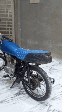 يا الله السلام عليك دراجه ايراني نامه للبيع مديل 2015بدون اوراق المكان ابو شطيب حي السعر 400وبي مجال هواي الرقم ***********
