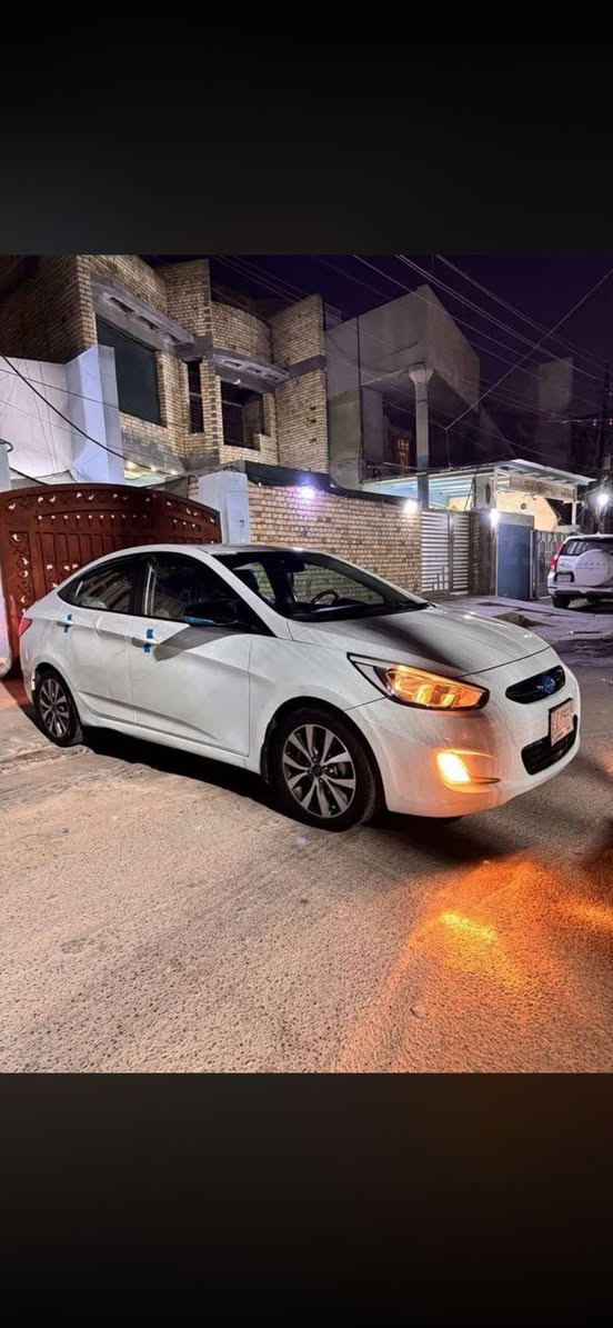 اكسنت 2016 خليجي
ملاحضة: رقم جديد قبل كم يوم بدلته
سنويه 2028 تسقط

بنروما
مكينة 1600 ماشيه 49230 
حقيقي
بيهة ضربه ب جاملغ الخلفي زغيره وضربه بل باب زغيره مبينات بل تصوير اما البقية كفاله السيارة كلش نضيفة بيهة ادامة كامله ما متروكة
صدر وحمام ودومشه وصور الضربه
موجود ومو نشاز ممبينات

مكاني بغداد الدوره***********
