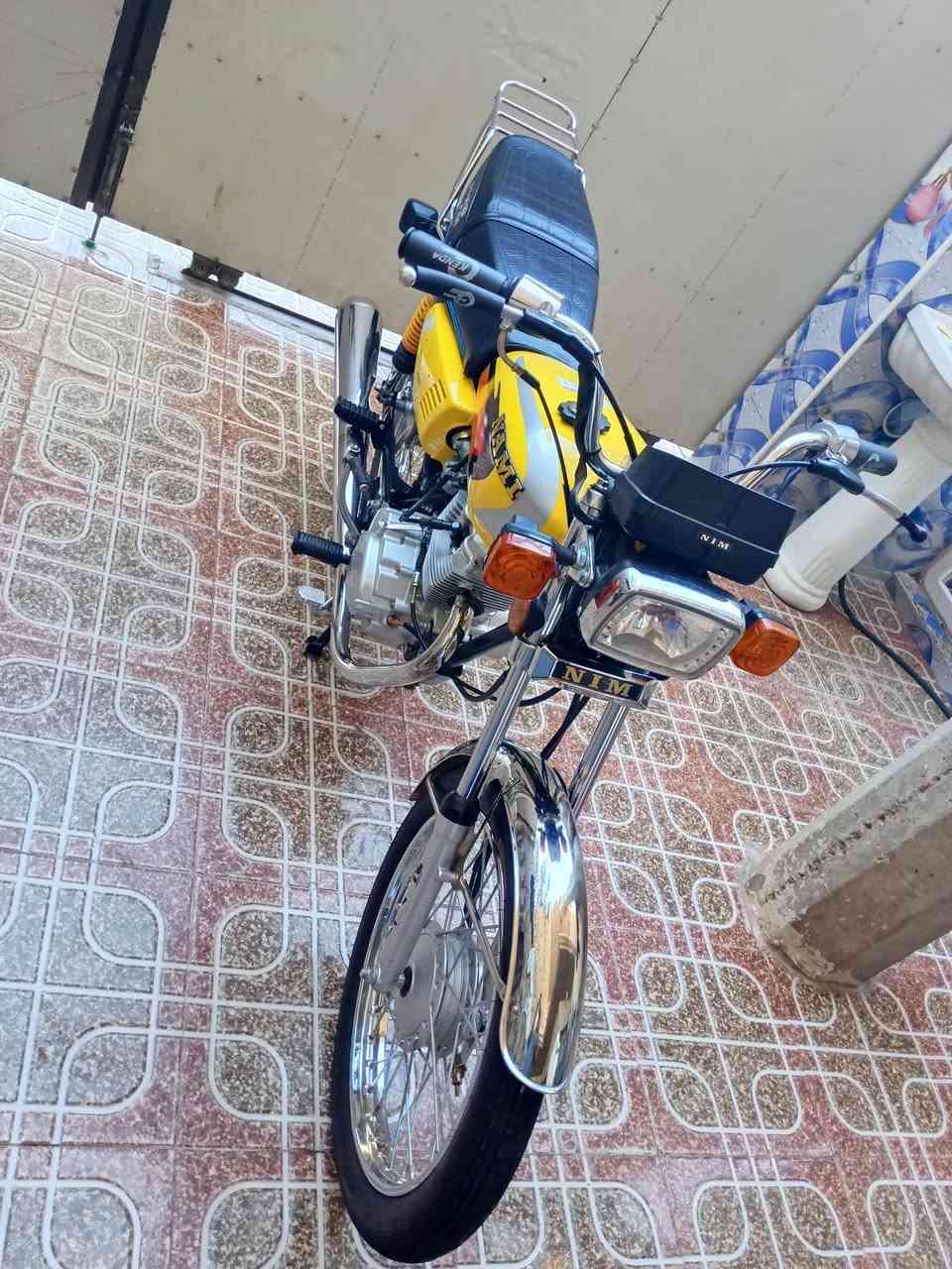 سلام عليكم شباب 🤍
نامه امتياز  للبيع موديل 27 دراجه بعدهه نضيفه  وستخدام شخصي ونضافتها كدام عينك خير من الله  ✔️

مكفوله كفاله عامه وكلشي بيهه شغال 💯

سعرهه700 ✅ وبي مجال للطيبين 

والي ميعرف بسعارهن ينورنه ب كلمة طيبه ***********               
مكاني ديالى بلدروز 📍
