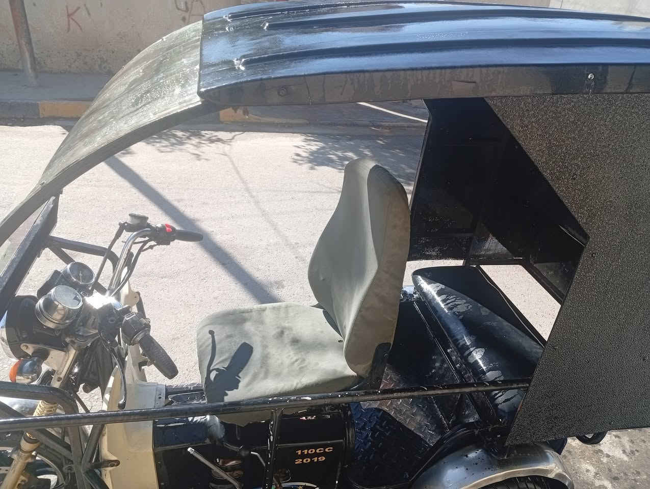 السلام عليكم لبيع ستوته 
مكان صلاح الدين بلد 
سعر ب800
***********
