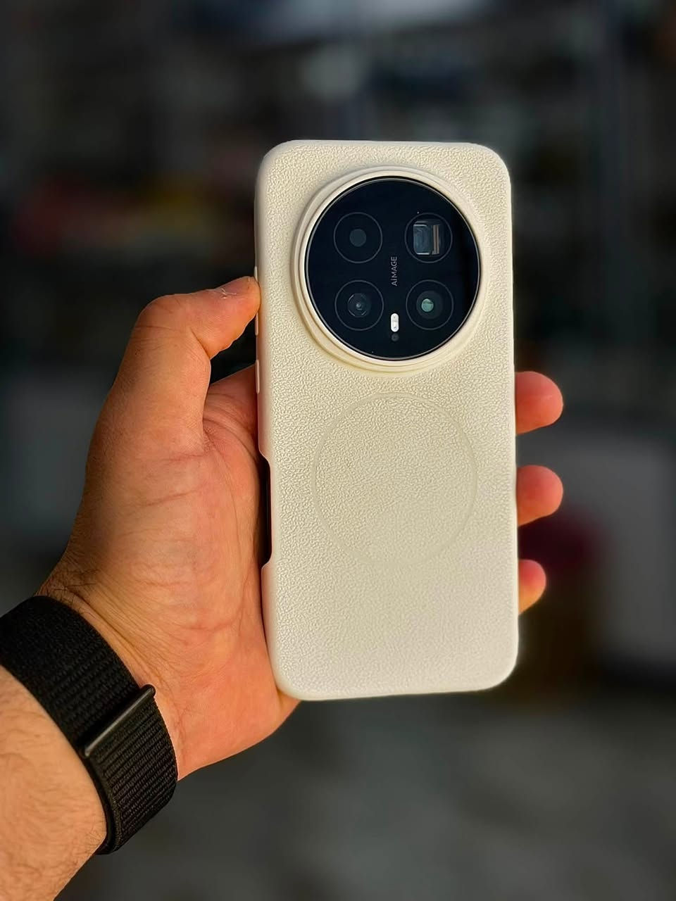 HONOR Magic 8 Pro
مستخدم 15يوم الجهاز جديييد مع كامل الملحقات

ذاكره 512 
مع كامل الملحقات والهديه 
مكاني نجف شارع المجمعات 
***********
1200
